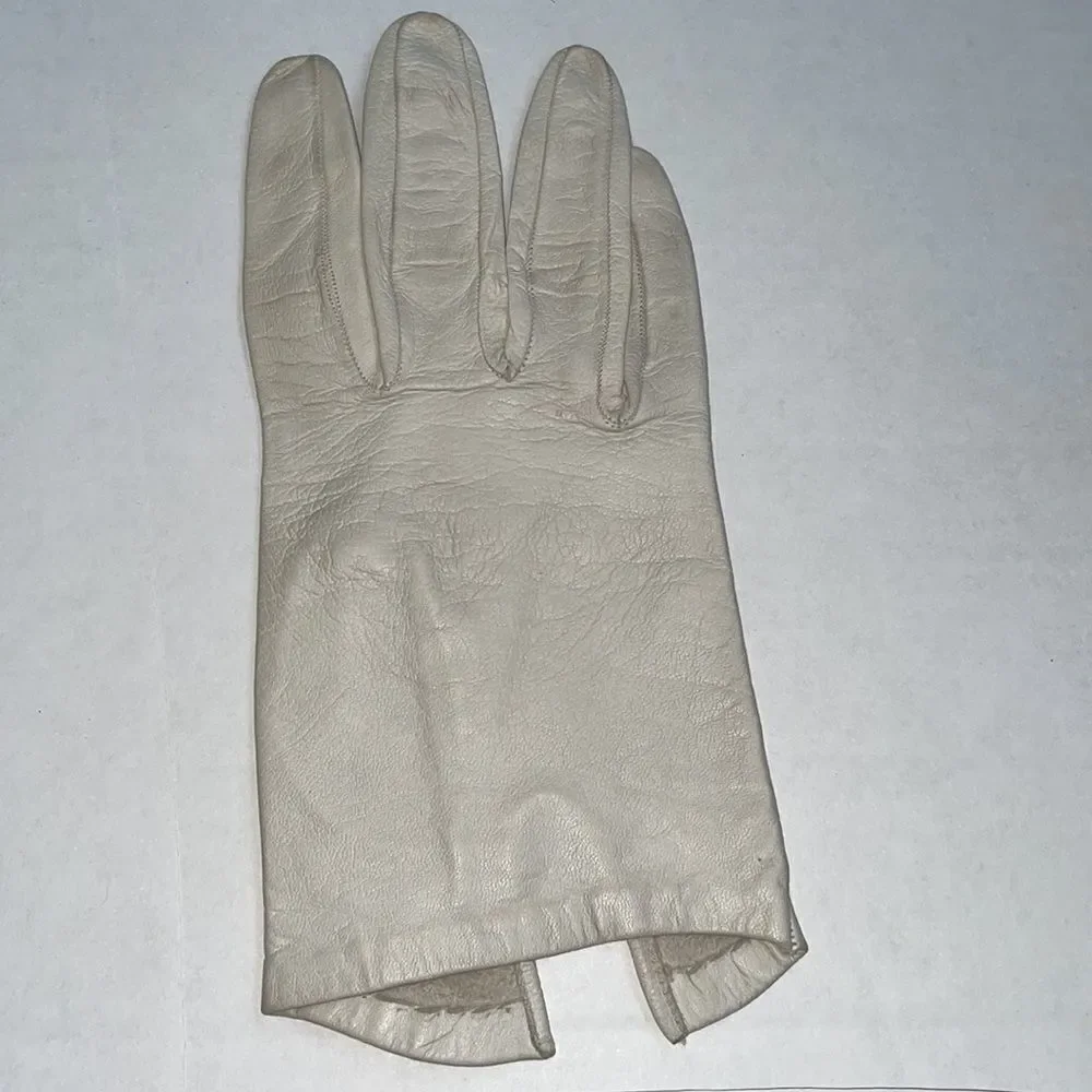‎Vtg light gray leather gloves